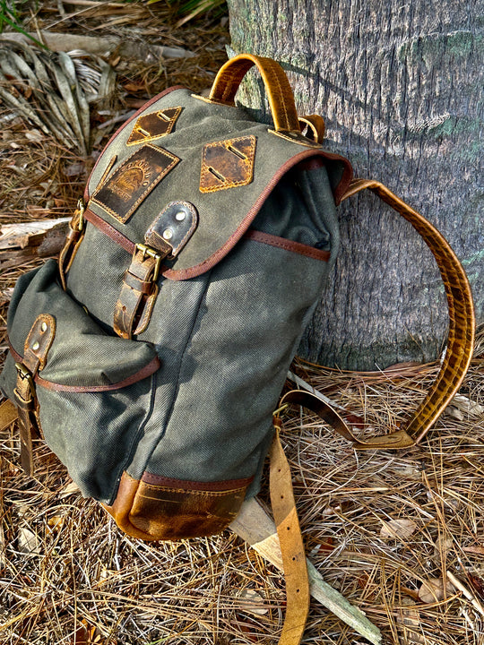 Pikes Peak Day Hiker Rucksack (Settlers Collection)