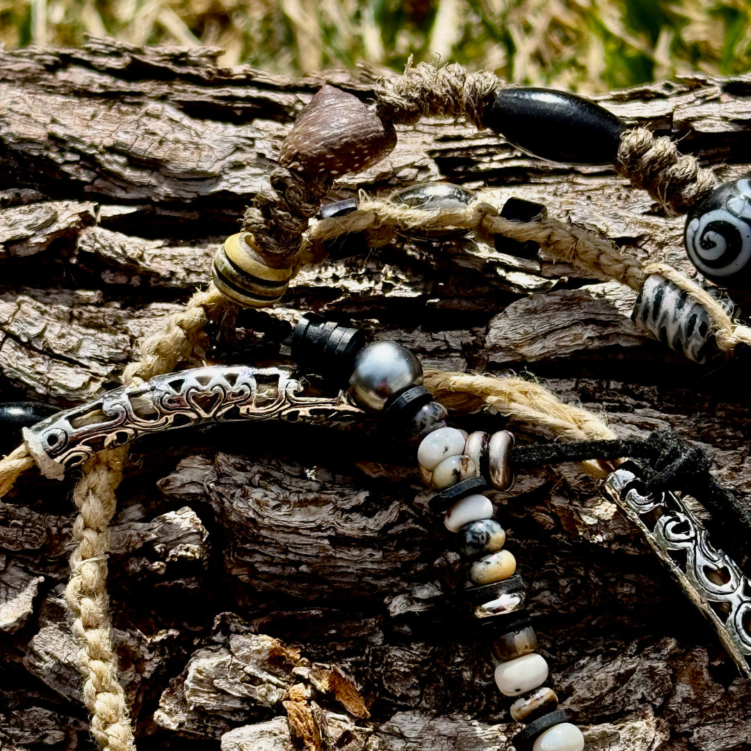 Bushcraft Wrist Wrap (WW037 - Night Flight)