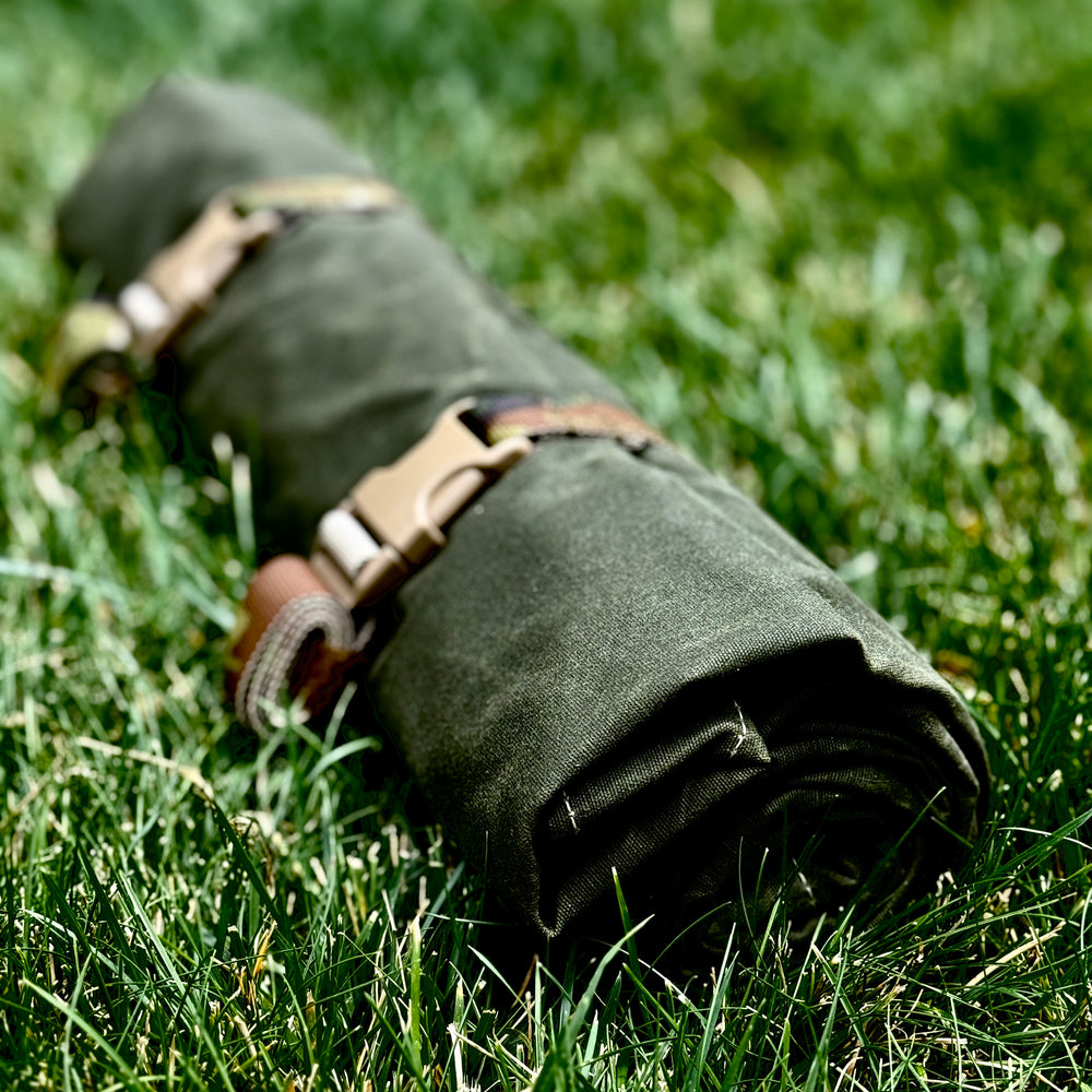 Medium Waxed Canvas Cowboy Bedroll Lined with Cordura Blurred Digicam