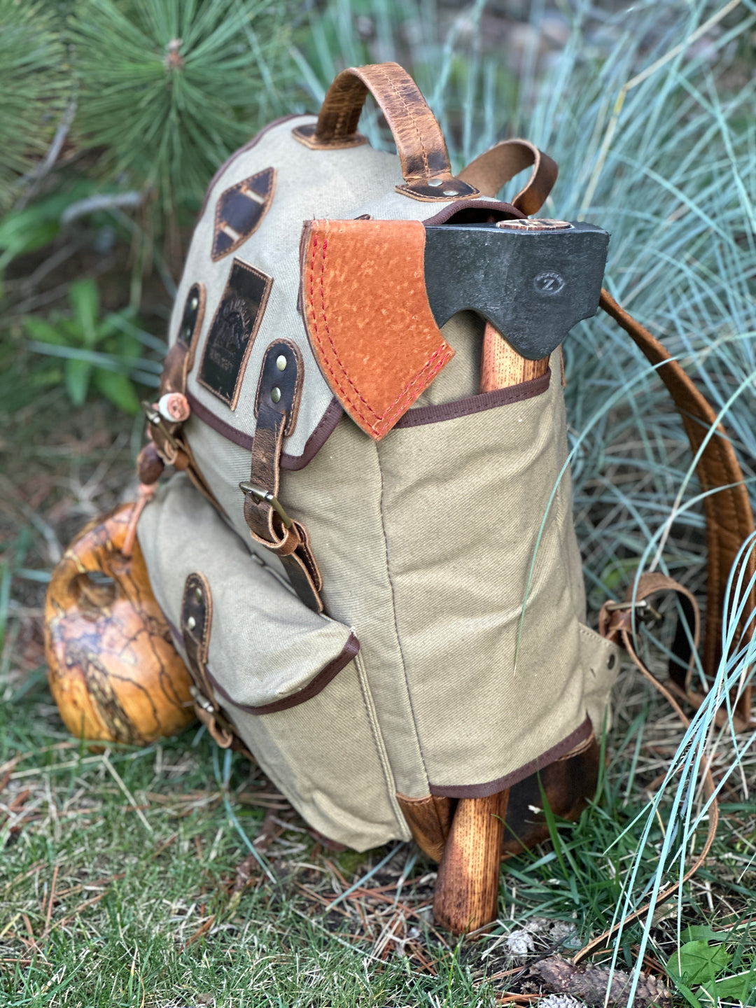Pikes Peak Day Hiker Rucksack (Settlers Collection)