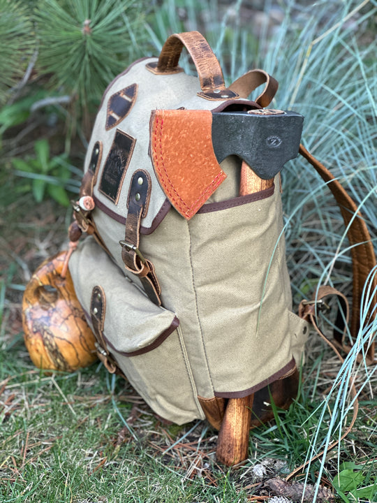 Pikes Peak Day Hiker Rucksack (Settlers Collection)