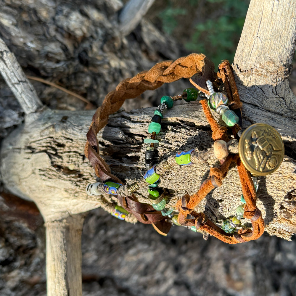 Bushcraft Wrist Wrap (WW049 - Broken Glass)