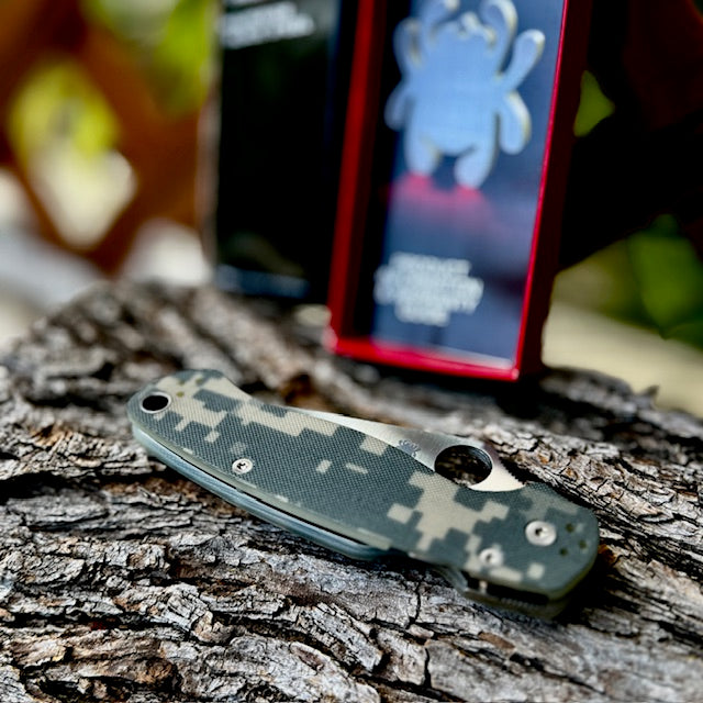 NIB Spyderco C81GPCMO2 Para Military® 2  Digicam