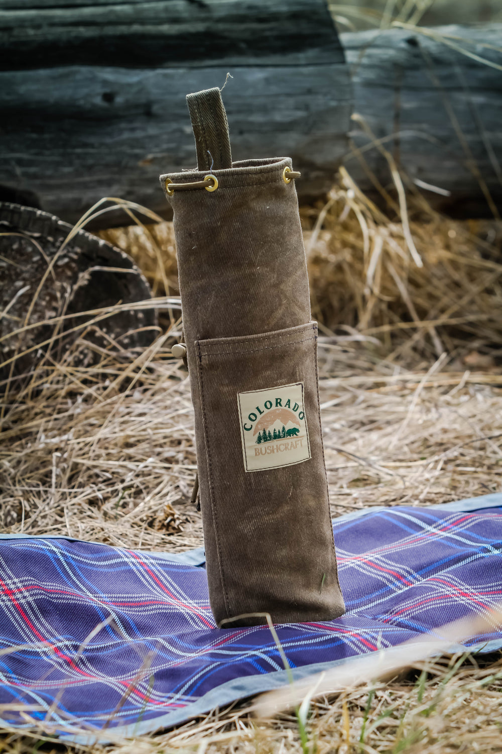 Handmade Waxed Canvas Wool Insulated Beer Crowler / Wine Bottle Carrier Bushcraft Round Bag - Colorado Bushcraft