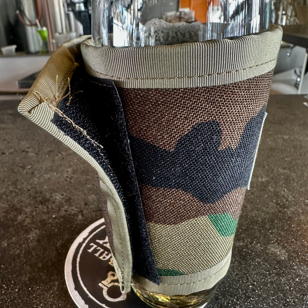 Camouflage Adjustable Bushcraft Pint Glass Cooler Cozy Wool Insulated