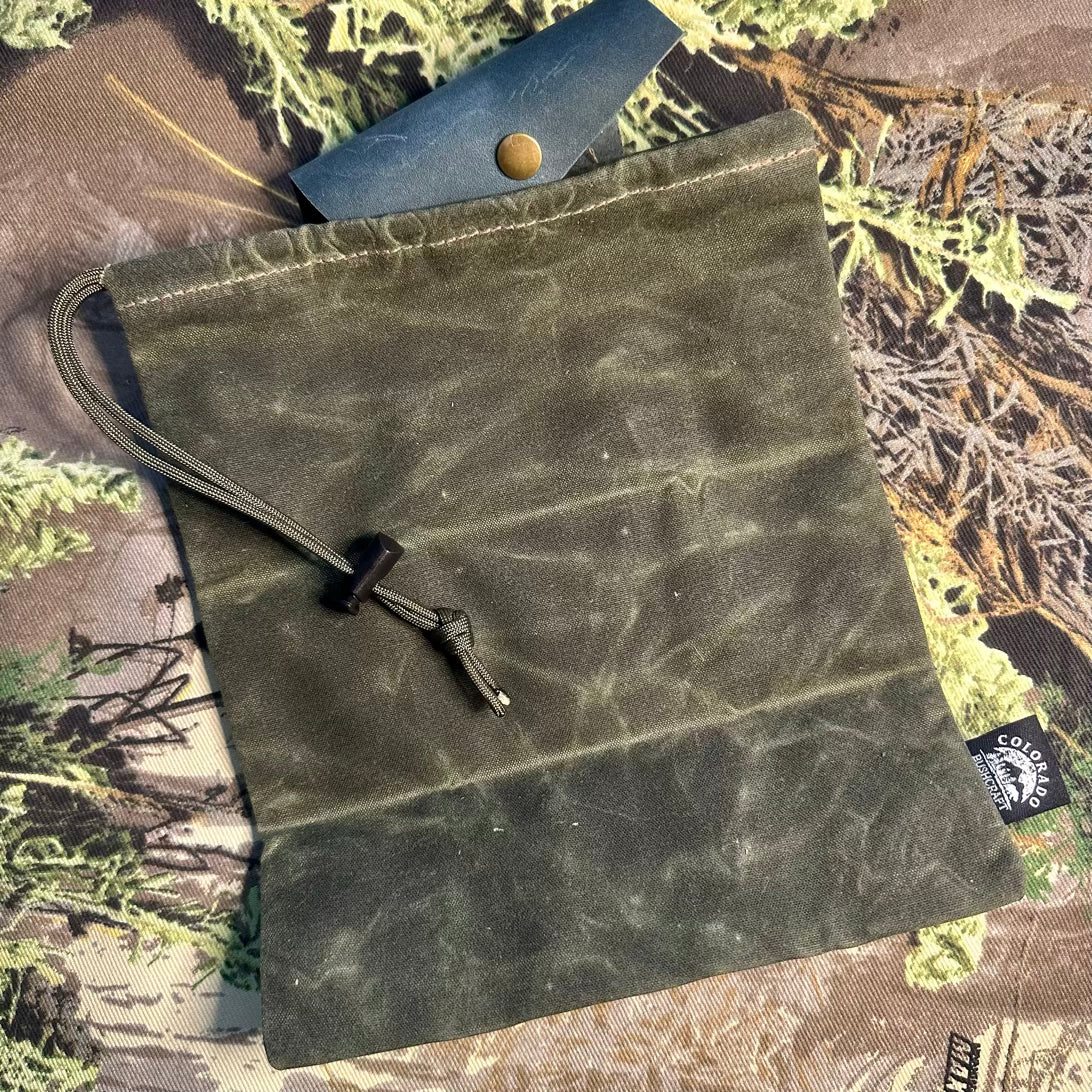 Bushcraft Foraging Pouch Gathering Bag Dump Sack Folding Pocket Leather (Olive Pull-Up/Olive)