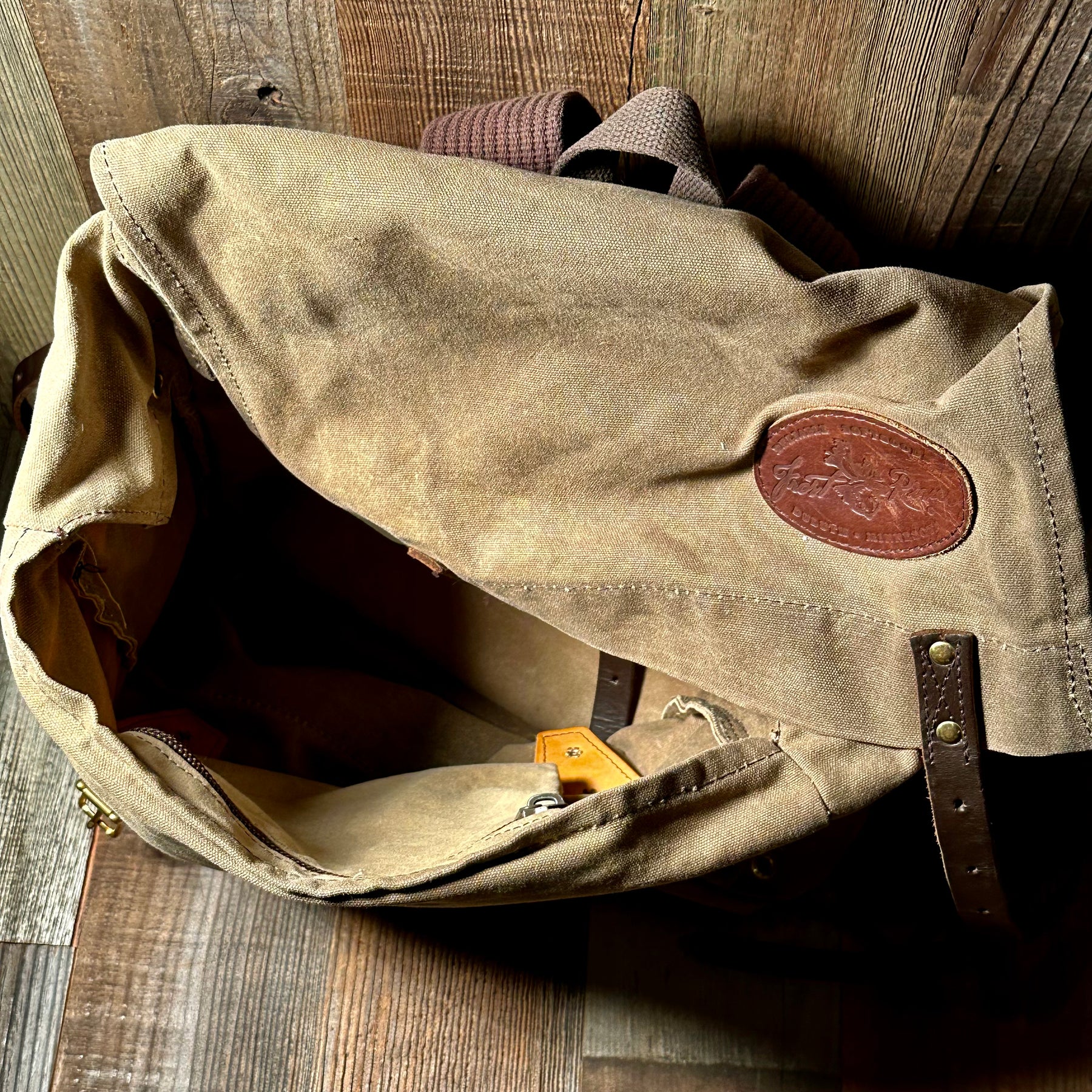 Vintage Messenger Bag, Frost River